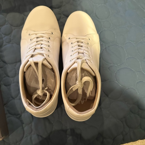 Women’s white Sneakers - Picture 4 of 4